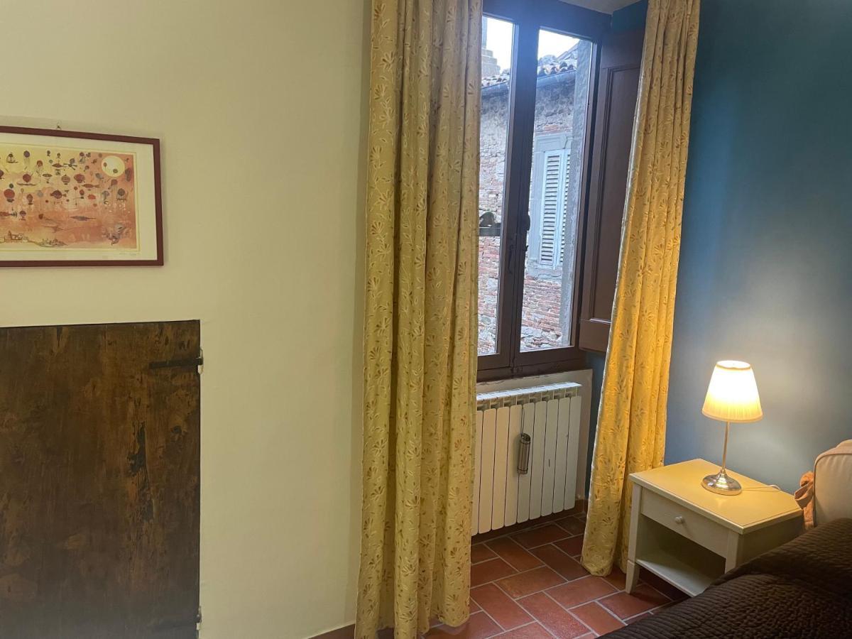 Numero 6 Todi Exterior photo